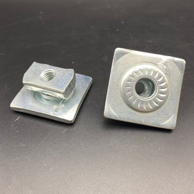 Nut de primavera con lavadora de canal M10 galvanizado y sumergido en caliente