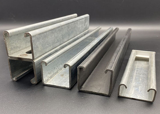 acero de carbono doble Unistrut del puntal de los 6M Metal Strut Channel 41x82 2.5m m