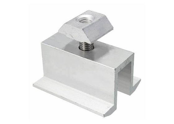 Los paneles solares de montaje solares 1.4KN/M2 de la mediados de abrazadera del sistema PWM del panel de aluminio ISO9001