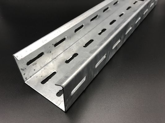 Cable perforado de acero 2400x400x1,2 mm