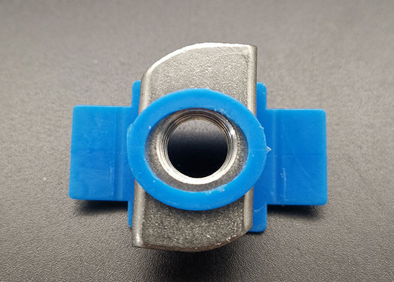 Tuerca de resorte de acero inoxidable de tamaño personalizado en oferta con ala de plástico