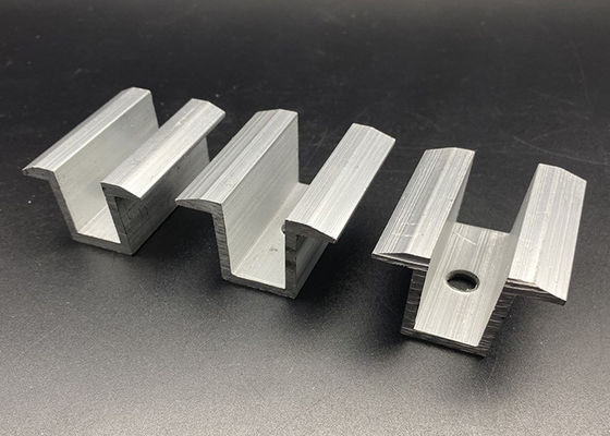 Abrazadera de montaje solar de aluminio del extremo del sistema MPPT de BIPV y mediados de abrazadera 1.4KN