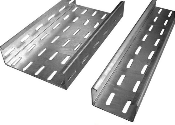 200m m pre galvanizaron el grueso de Tray Stainless 1.2m m del cable perforado